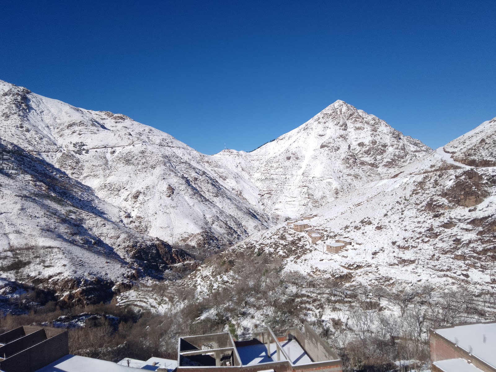 Hiking in the Atlas mountains — photo 4